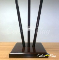 flagshtok-kabinetniy-na-tri-prapori-derevo7