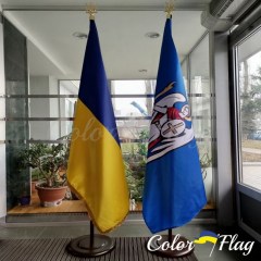 prapor-kieva-z-flagshtokom-ta-trizubom-